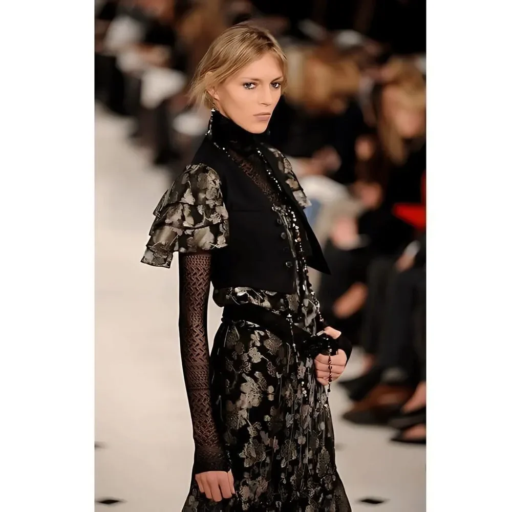 Ralph Lauren Collection Fall 2010 Black Fingerless Lace Crochet Gloves